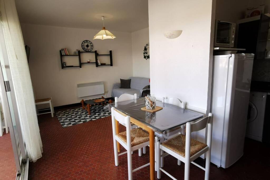 Appartement Soleil Levant - Acces Direct Plage - Terrasse - Une Chambre - Proche Commerces Le Barcarès Zewnętrze zdjęcie